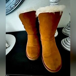 🔥Ugg boots size 8